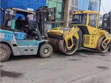 安康高空作業(yè)車出租 安全高效的機(jī)械設(shè)備租賃服務(wù)